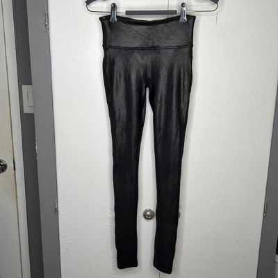 Spanx Black Shiny Faux Leather Leggings Womens XS.