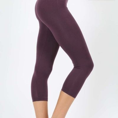 Plus Size Seamless Classic Capri Leggings Eggplant