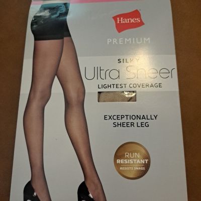 Hanes Premium Womens Ultra Sheer Light Coverage 2pk Pantyhose - Nude - Medium