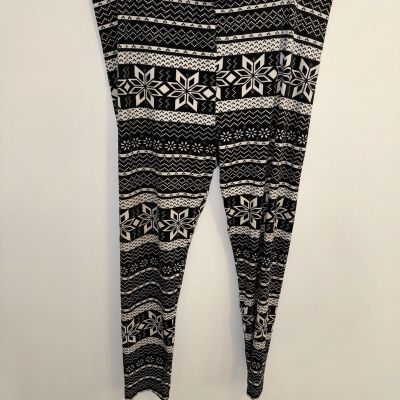 ‘Tis The Season Holiday Black And White Leggings Size 2X