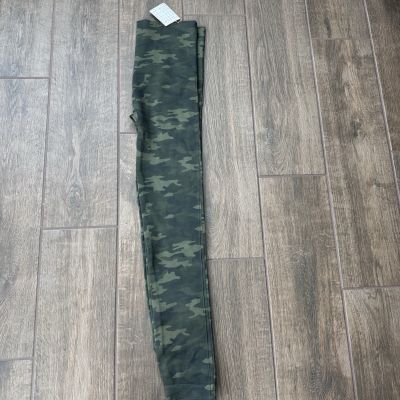 Spanx  Look at Me Now Seamless Leggings - FL3515 Green Camo Size Medium NWT