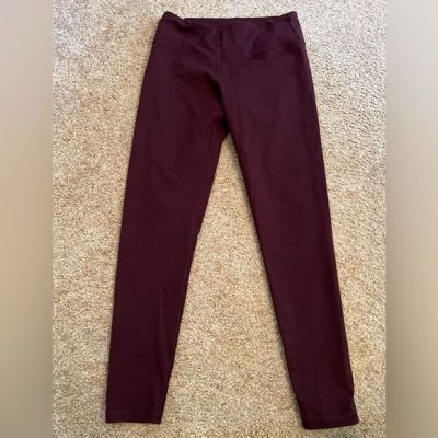 VICTORIA'S SECRET Knockout by Victoria Workout Leggings Burgundy  Size M