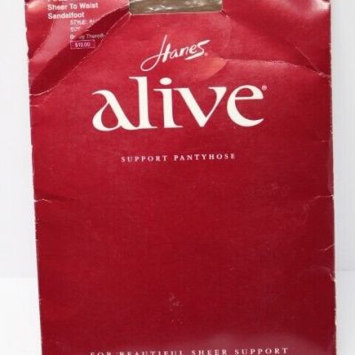 NEW Hanes Alive Lights FULL Support Pantyhose. Size E Barely There Style 811