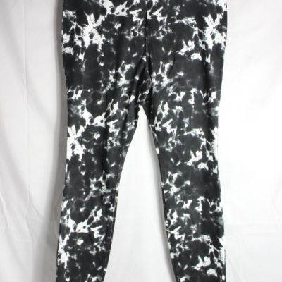 Time and Tru High Rise Fitted Stretch Fashion Jegging Black White Print Size L