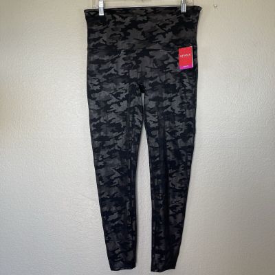 Spanx Camo Faux Leather Leggings SZ 1X