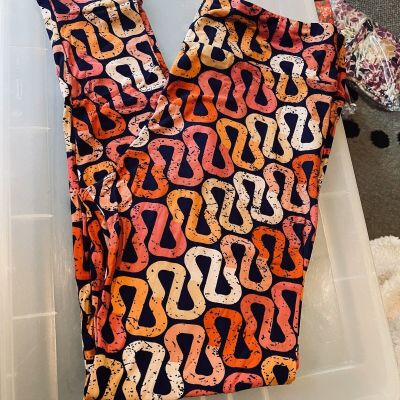 Tall & Curvy LuLaRoe TC Plus Size Leggings Soft Stretch Yoga Colorful NWT