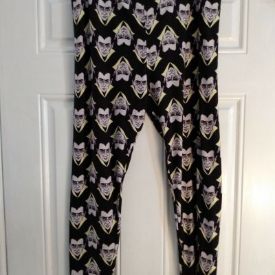 LulaRoe Dracula Leggings Size TC2