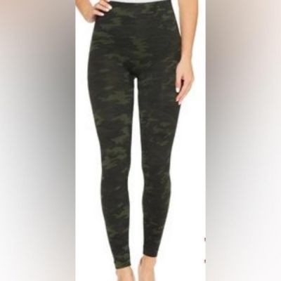 SPANX Look at Me Now Seamless Leggings in Green Camo Size 3X NWOT