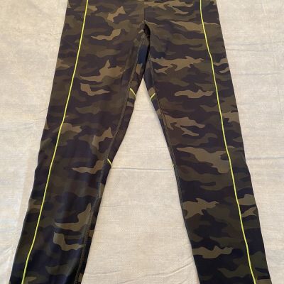 Pink Active Ultimate High Waist 7/8 Legging Camo Green Victoria Secret Med NWT