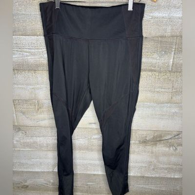 Athleta large black cropped workout athletic leggings large