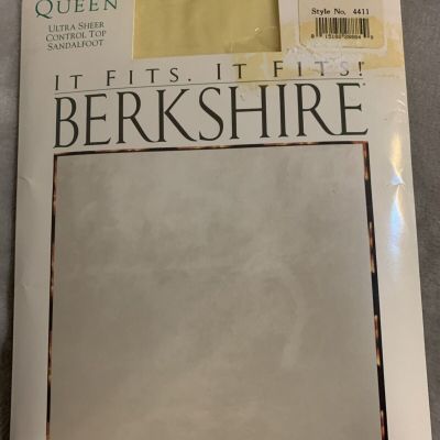 Berkshire Vintage Queen Size Ultra Sheer Control Top Sunrise Yellow Size 1x-2x