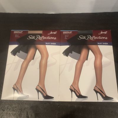 Hanes Silk Reflections Silky Sheer Sandal Foot Little Color &Jet Size CD 2 Pairs