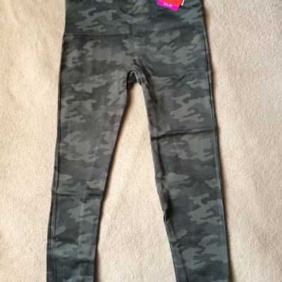 Spanx size M  Sage Camo Cropped Lamn Leggings Style 20099R NWT