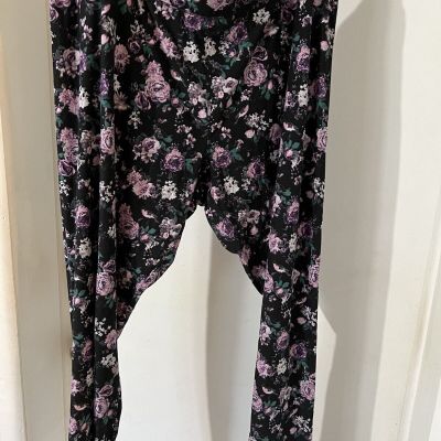 Maurice’s 2 Navy Floral Leggings Plus Size Regular Length