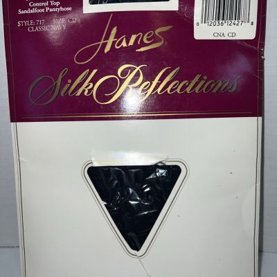 Vintage Hanes Silk Reflections Pantyhose Classic Navy Blue Size C-D 1995 NOS