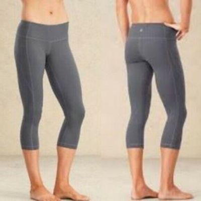 Athleta Revelation Workout Capri 921636 Gray Size Small