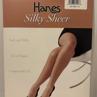 Hanes Silky Sheer Non Control Top Reinforced Toe Barely Black Pantyhose Sz AB