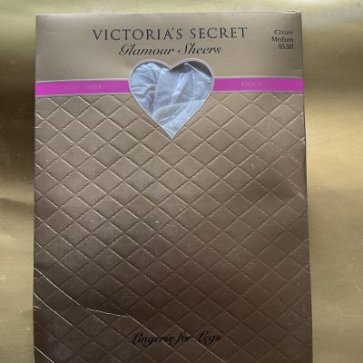 Vtg Victoria Secret Glamour Stockings Size Medium Cream New