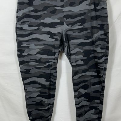 Torrid Women's Plus Size 3 Gray Black Camo Leggings Athleisure Stretch Pants