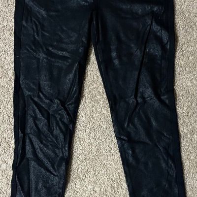 Sapphire Ink Size 11 Shiny Black Leggings