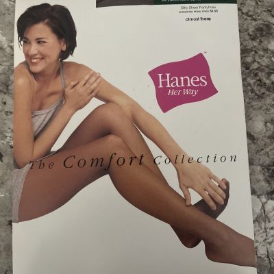 Hanes Her Way Comfort Cool. Pantyhose Almost There CD Up To 5’7 & 210 Lbs 1999