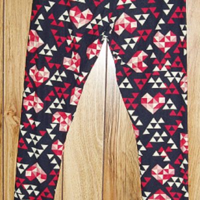 Lularoe One Size Red Leggings Pixilated Quilt Style Red PInk Hearts Black