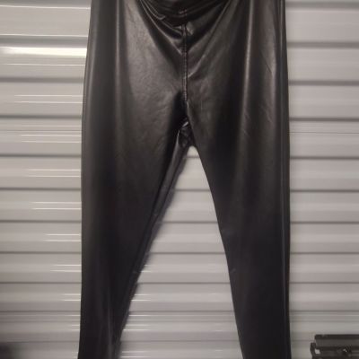 Shiny Black Leggings. Stretchy. Woman's Size 1X. By rue21.