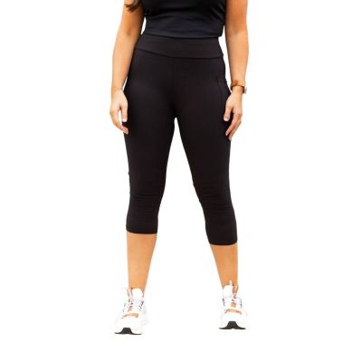 Julia Rose capri leggings with pockets in Black