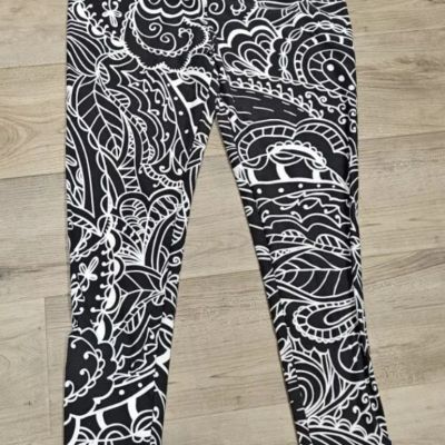 LuLaRoe TC Tall & Curvy Leggings Print