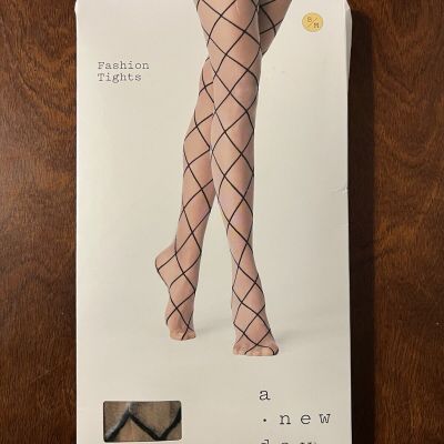 A New Day Womens White Diamond Full Toe Net Hose Size S / M