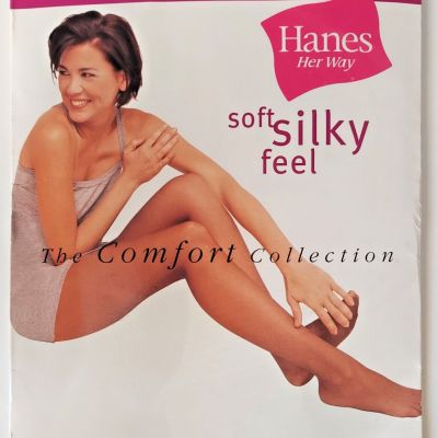 Hanes The Comfort Collection Sheer Pantyhose Stockings Sz EF, Control Top, Black