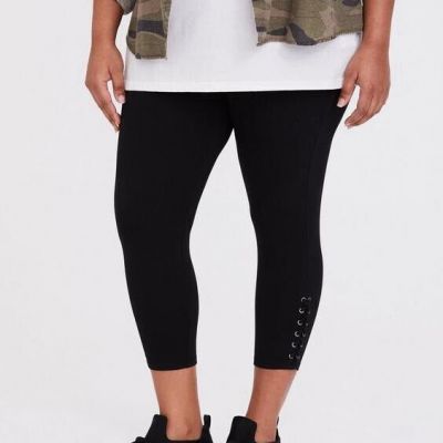 Crop Premium Legging - Lace-Up Black