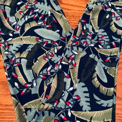 lularoe leggings TC2 Palm tree Christmas String lights merry bright NWT Tropical