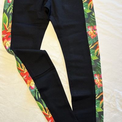 Fitwear joggers  Black Leggings S. Large Tropical Floral Design