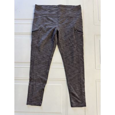 Athleta Women's Relay Capri Workout Leggings Black and Gray Size XL