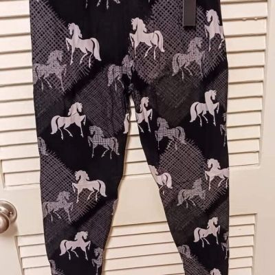 Womens Unique  horse leggings Plus size fits  14 to 22