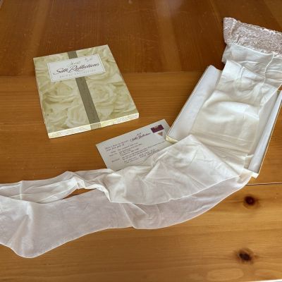 Vintage Hanes Silk Reflections Bridal Lace Pantyhose NEW In Box Size AB