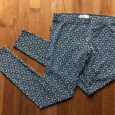 Hollister Black & White print leggings size small