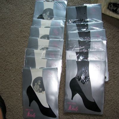 NEW PANTYHOSE LOT OF 13 PR.s PETALS BRAND