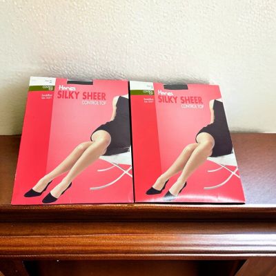 Set of 2 New Hanes Silky SHeer Control Top Pantyhose Sandalfoot OG071