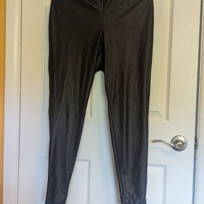 Torrid Size 1 Full Length Signature Waist Faux Leather Legging Black