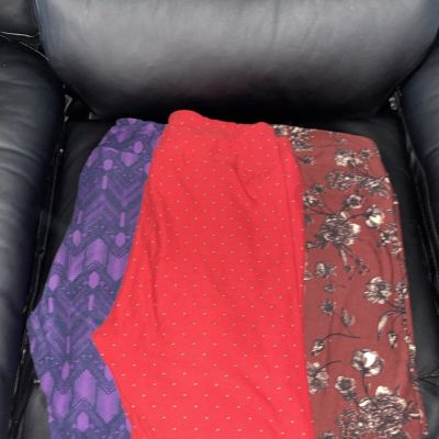 3 Pair Of Lularoe TC Leggings Multicolor