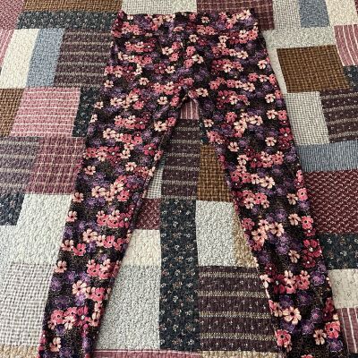 LuLaRoe Leggings Tall and Curvy Beautiful Flower Pattern ????????