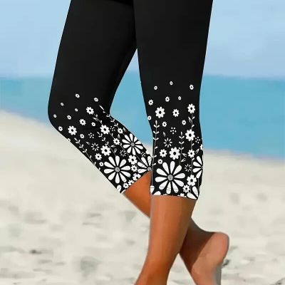 LEGGINGS,  WOMENS, CAPRI, BLACK COLOR, SIZE 5XL (22)