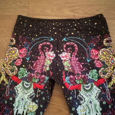 House Of Taru Space Cowboy Multicolor Fashion Leggings Size S *Rare *