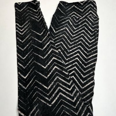 NEW LuLaRoe OS Leggings BLACK GRAY WHITE Tribal CHEVRON Zig Zag Wavy LINE Stripe