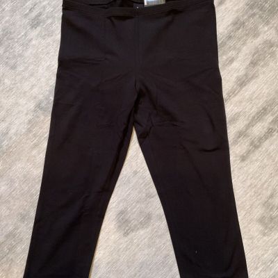 HUE Black Cotton Capri Leggings Size L (available In Size M)