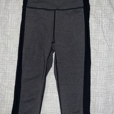 Lululemon Leggings Gray Cropped Capri Yoga Stretch Training Pants Women's Size 4