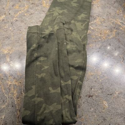 Women's Size Small Green Camo Leggings