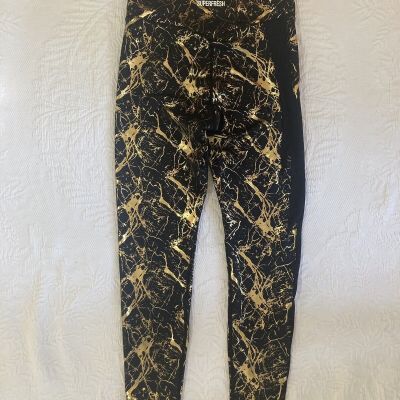 Superfresh Leggings, Black/Gold Marble Pattern, Size Medium